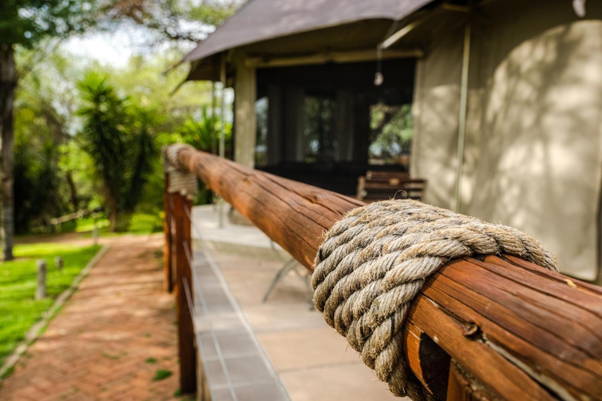 Taranga Safari Lodge Рунду Екстериор снимка
