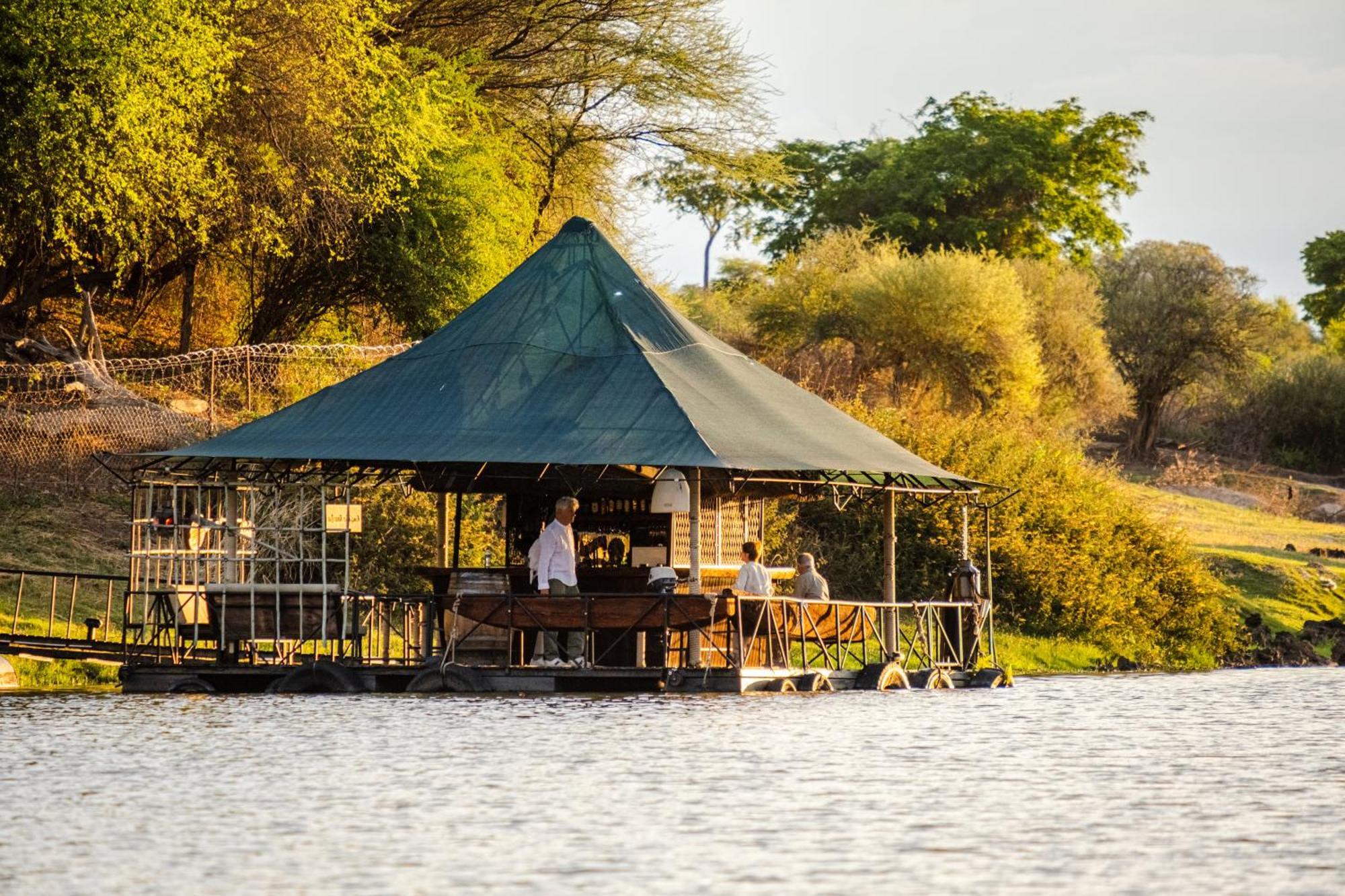 Taranga Safari Lodge Рунду Екстериор снимка