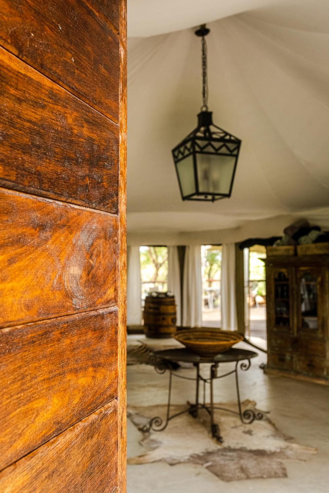 Taranga Safari Lodge Рунду Екстериор снимка